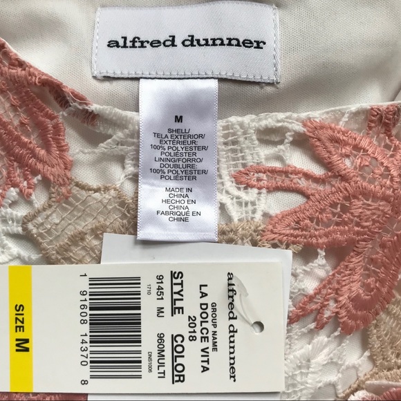 NWT La Dolce Vita Floral Lace Crocheted Lined Top - Picture 5 of 5